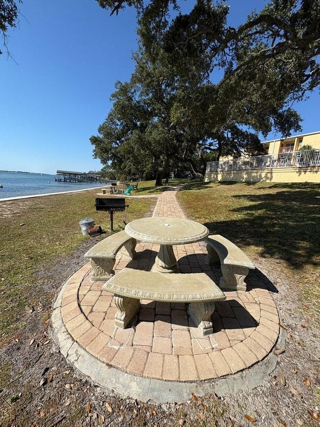 Building Photo - 209 Miracle Strip Pkwy