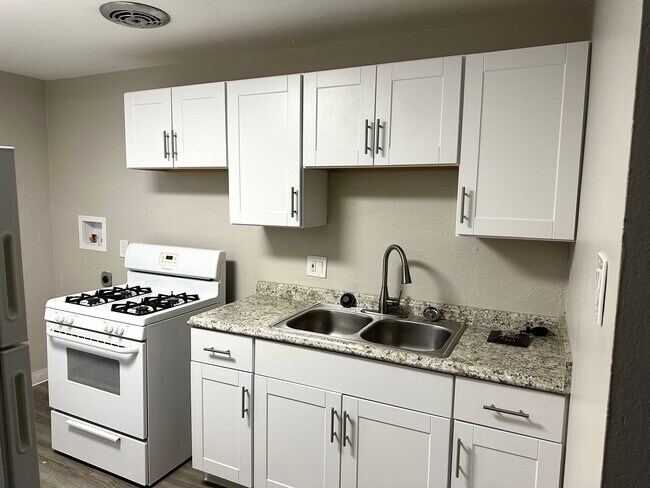 9E7036AC-5EAF-488E-9336-45770E59A8A1 - 8867 W 54th