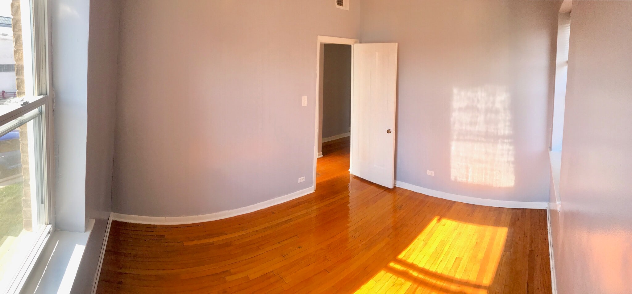 Building Photo - 4355 S Sawyer Ave