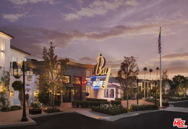 Building Photo - 15225 Palisades Village Ln