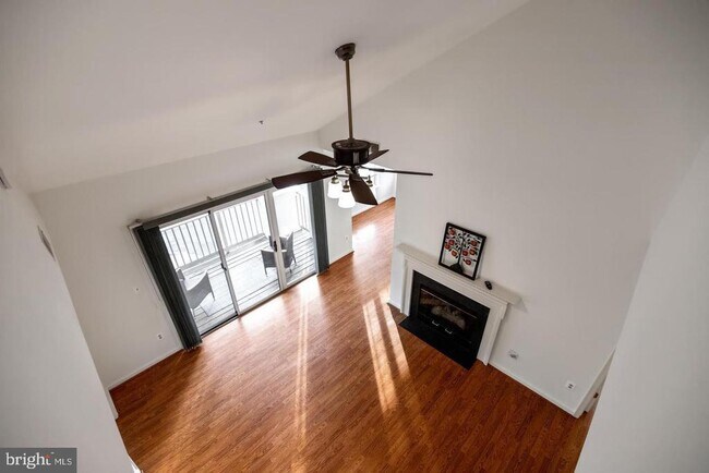 Building Photo - 131 Timberbrook Ln
