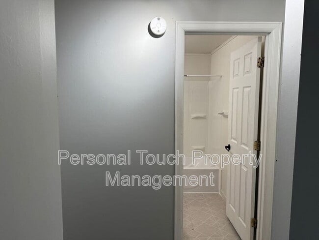 Building Photo - 1828 14th St S