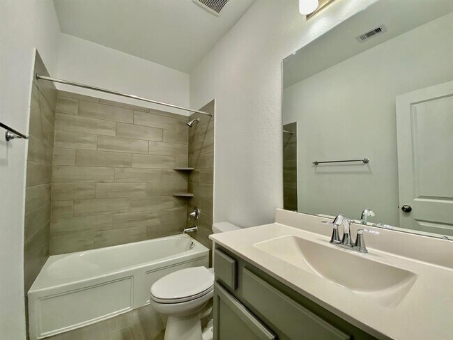 Building Photo - 8710 Morning Glow Dr