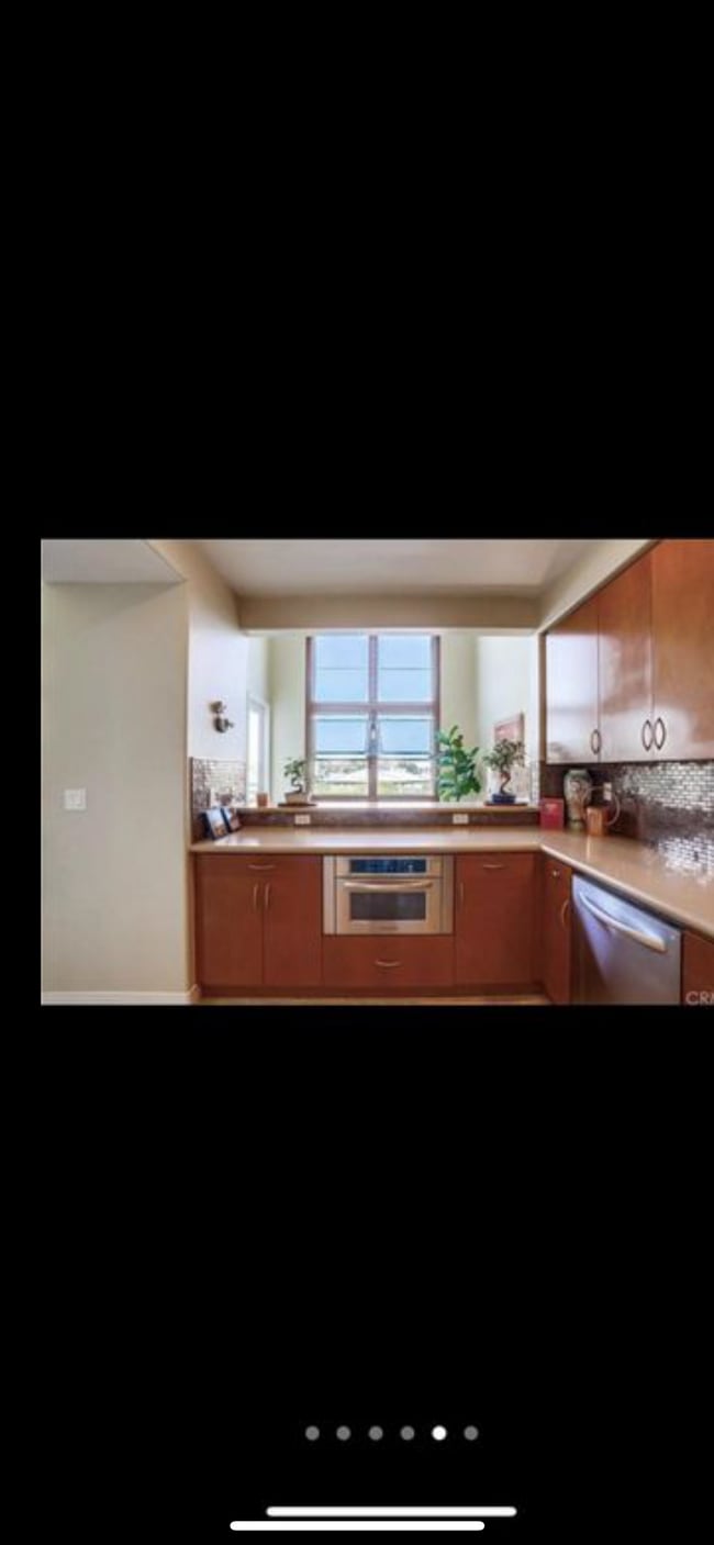 Building Photo - 7100 Playa Vista Dr