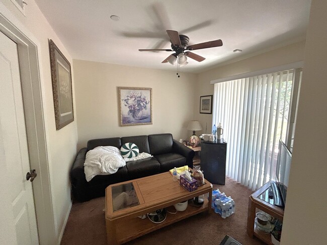 Building Photo - 17871 Shady View Dr