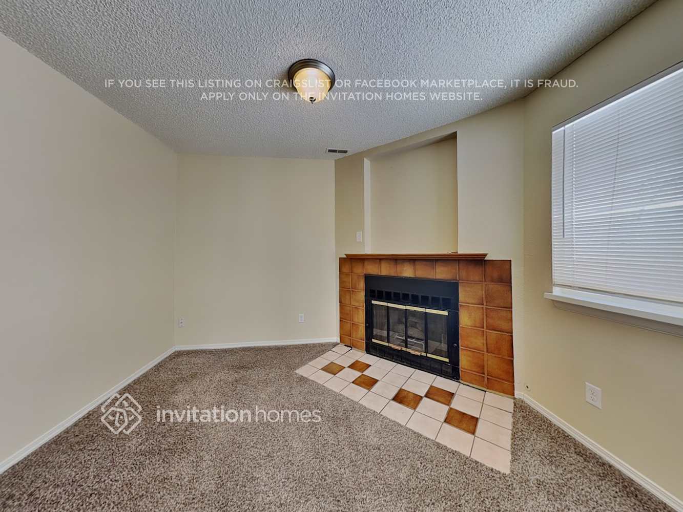 Building Photo - 3474 Foxridge Dr