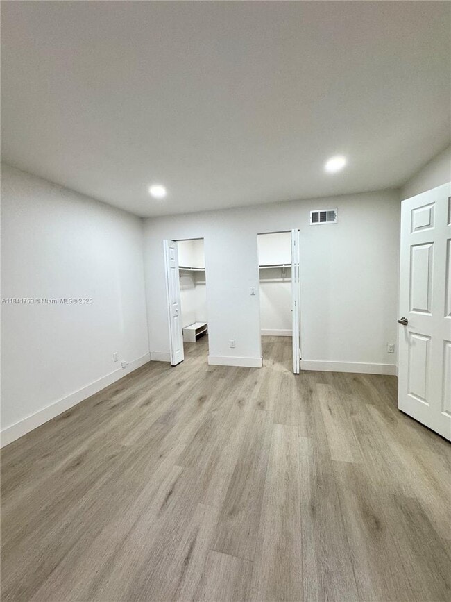 Building Photo - 6929 SW 109th Pl