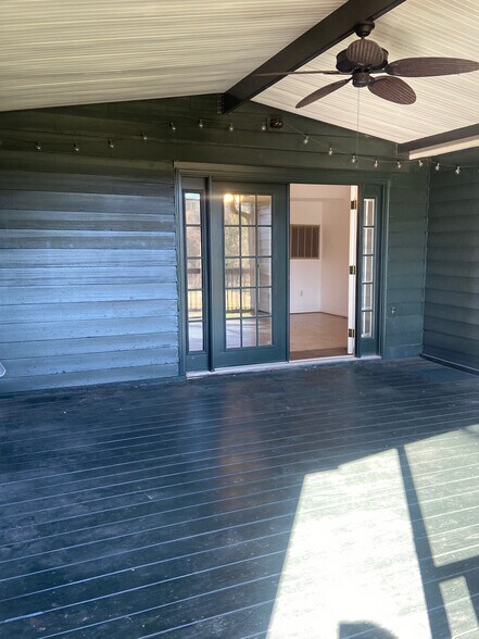 Building Photo - 602 Old Rocky Ridge Ln