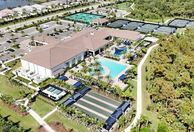 Building Photo - 11536 Jacaranda Dr