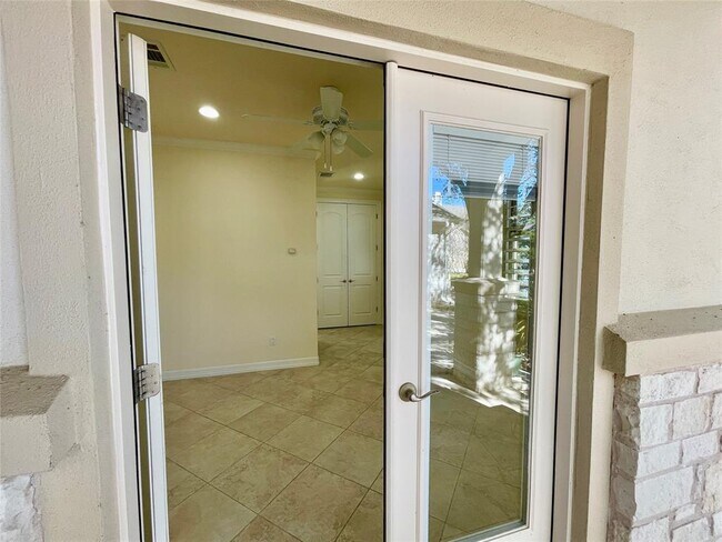 Building Photo - 20603 Highland Lake Loop