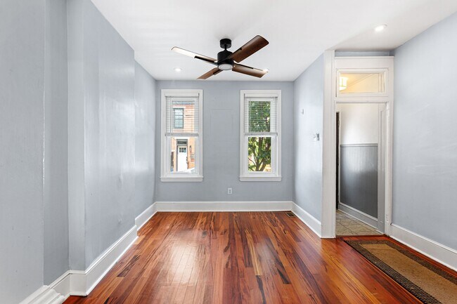 Building Photo - 2225 Taggert St