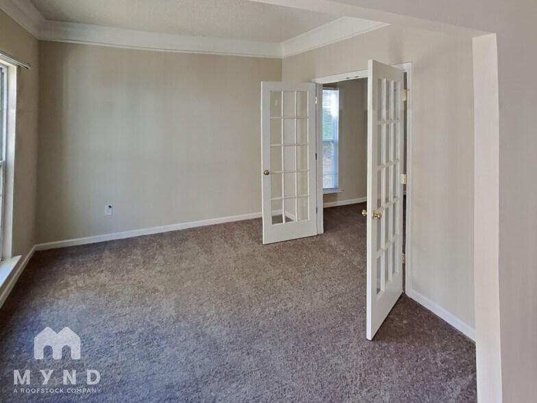 Building Photo - 15247 Leslie Brooke Rd