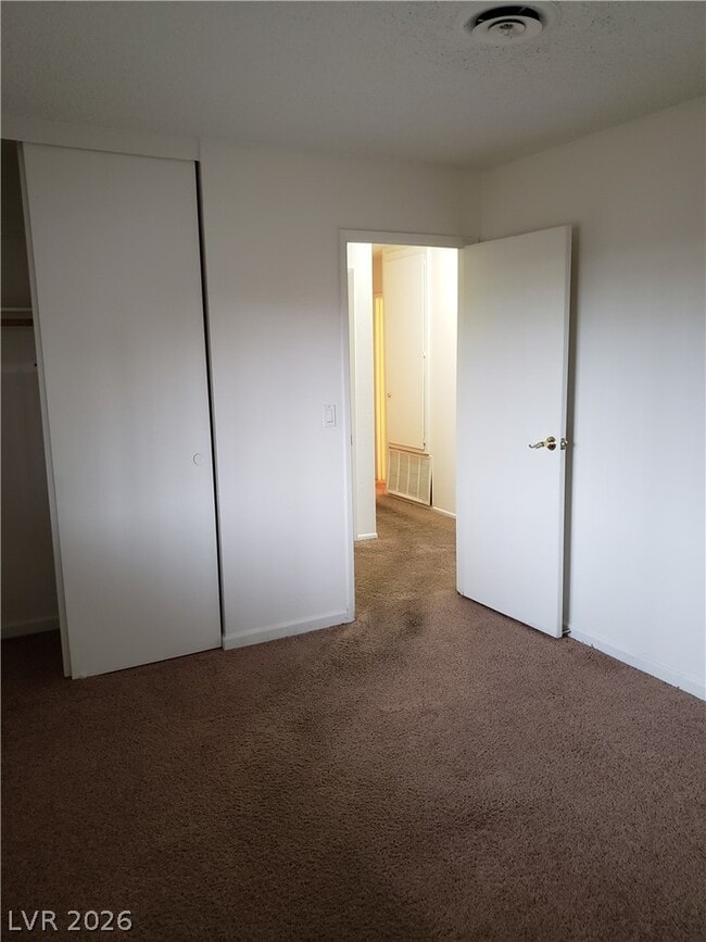 Building Photo - 2440 Paradise Village Way