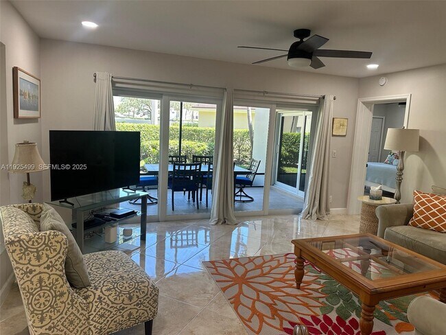 Building Photo - 4161 S US Hwy 1