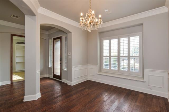 Building Photo - 9750 Candlewood Dr