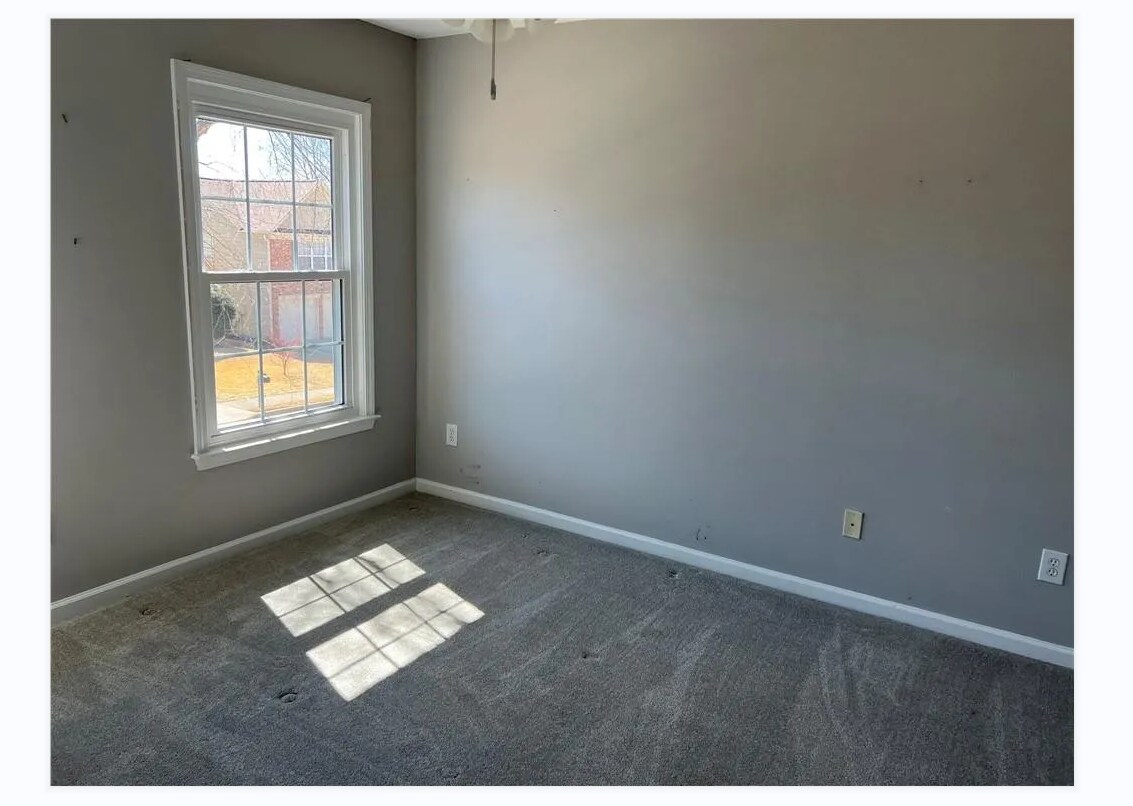 Building Photo - 4030 Ridgefair Dr