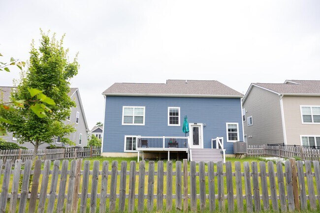 Building Photo - 7272 Whimbrel Ln