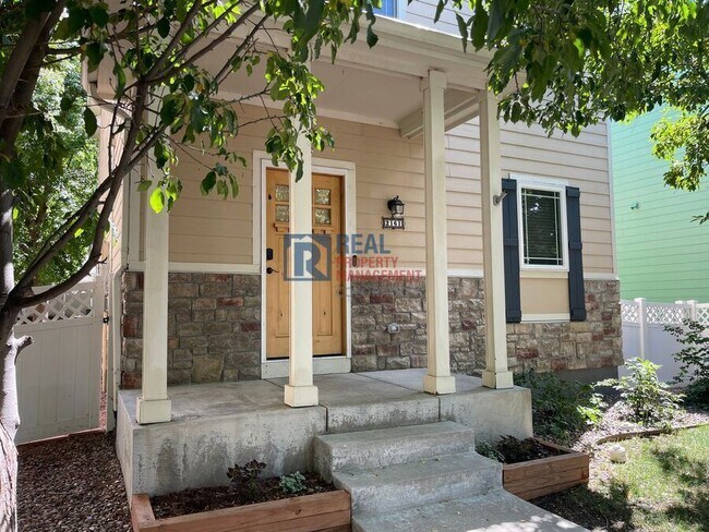 Building Photo - 2161 Falkirk Dr