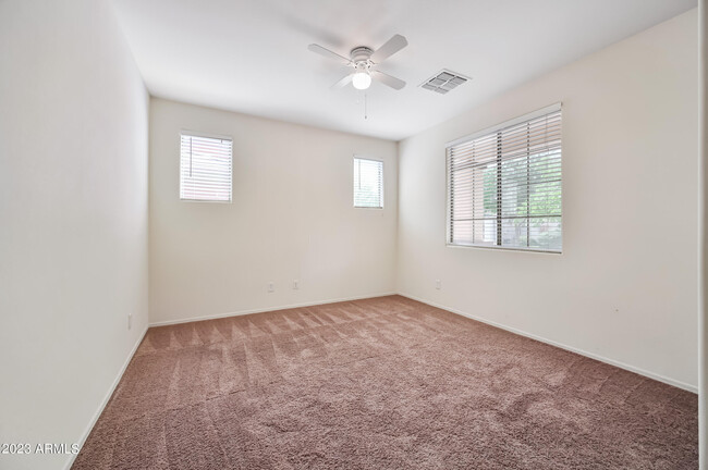 Building Photo - 3528 E Tulsa St