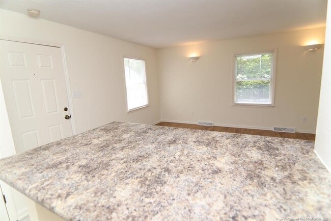 Building Photo - 6114 Deerwood Pl