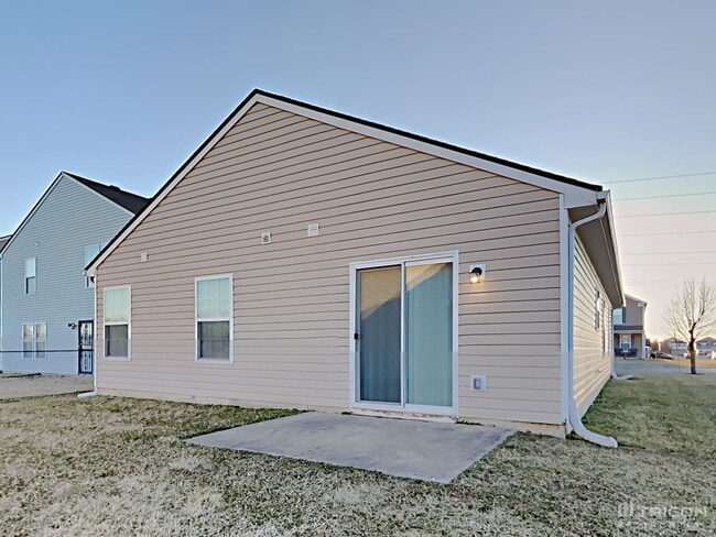 Building Photo - 4243 Hovenweep Dr