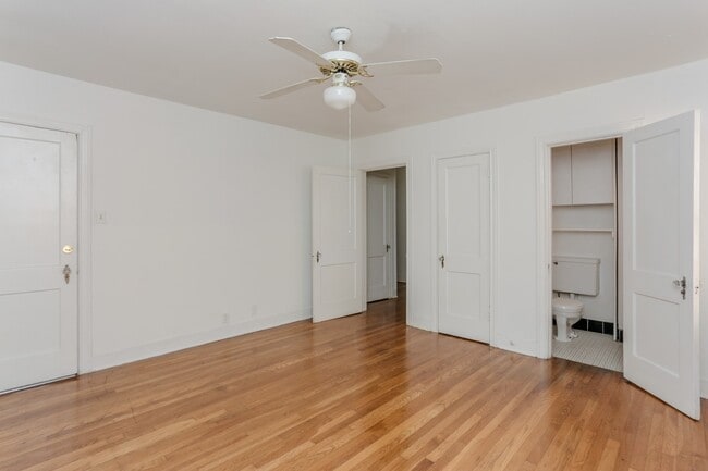 Building Photo - 1812 Banks St