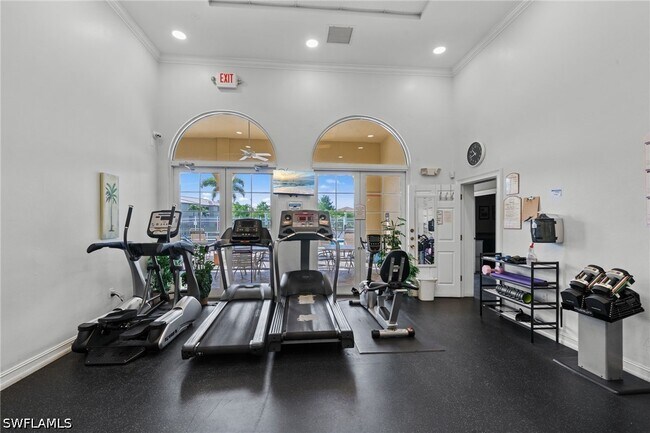 Building Photo - 15393 Bellamar Cir