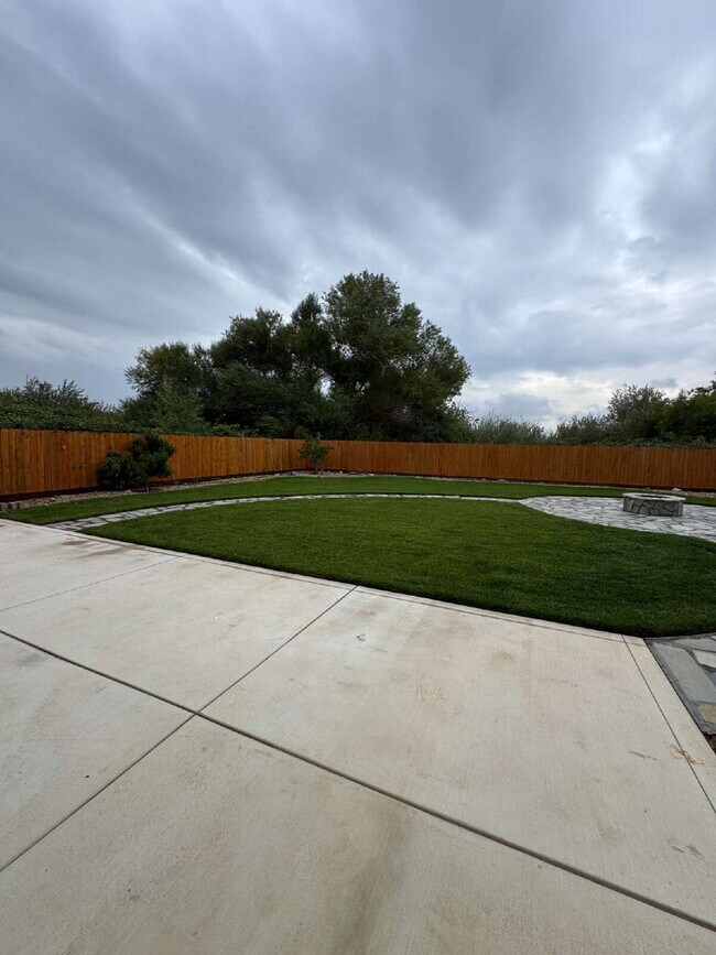 Building Photo - Move In Special!  The Home That Stands Alone — Literally