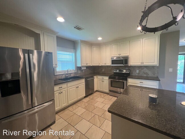 Building Photo - 5 br, 3 bath House - 430 Stone Park Boulevard