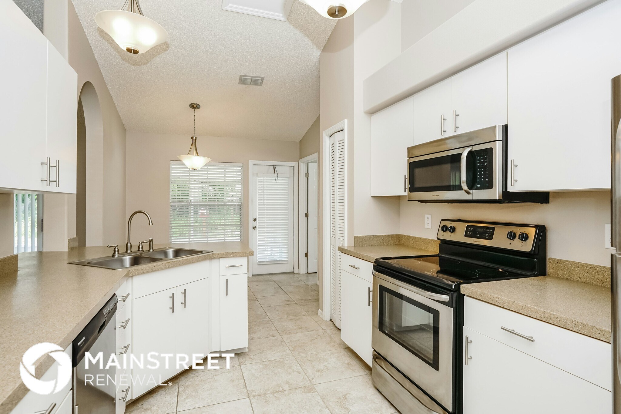 Building Photo - 891 N Atmore Cir