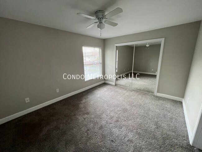 Building Photo - 1600 Bending Brk Wy