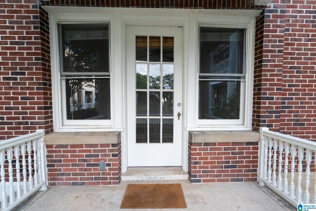 Building Photo - 3809 12th Ct S