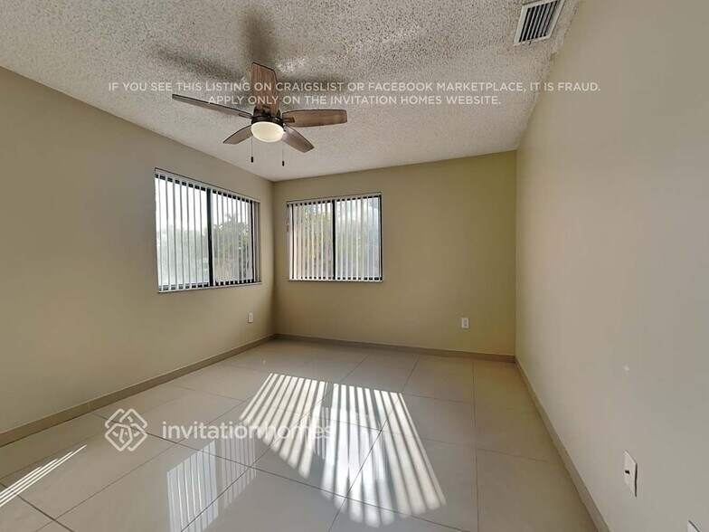 Building Photo - 21684 SW 98th Pl