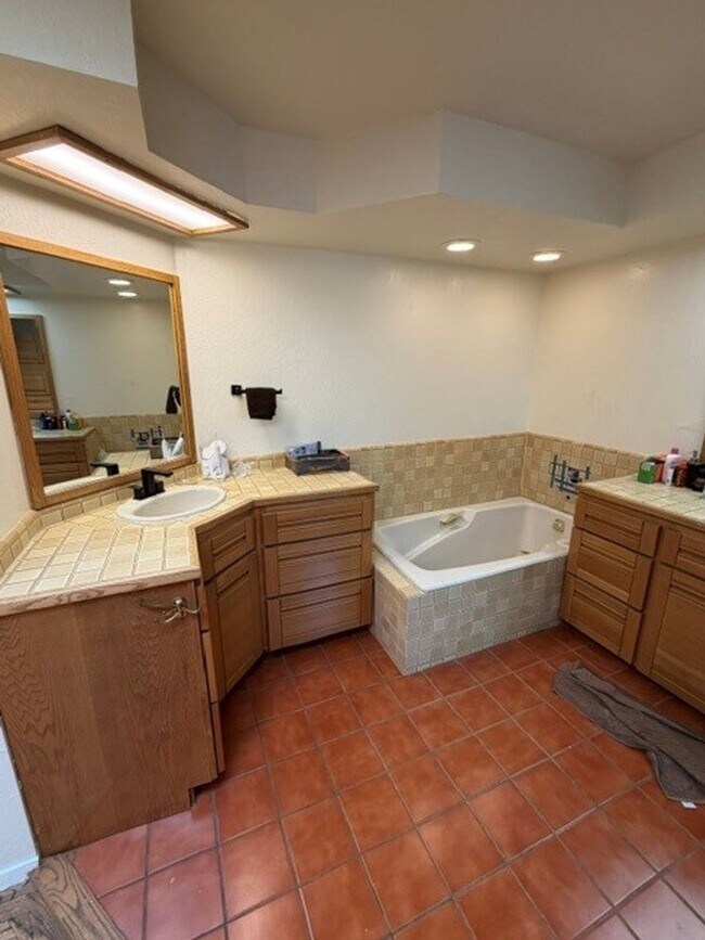 Building Photo - Emerald Hills Retreat, 4BR/3BA + Private ADU on Expansive Grounds