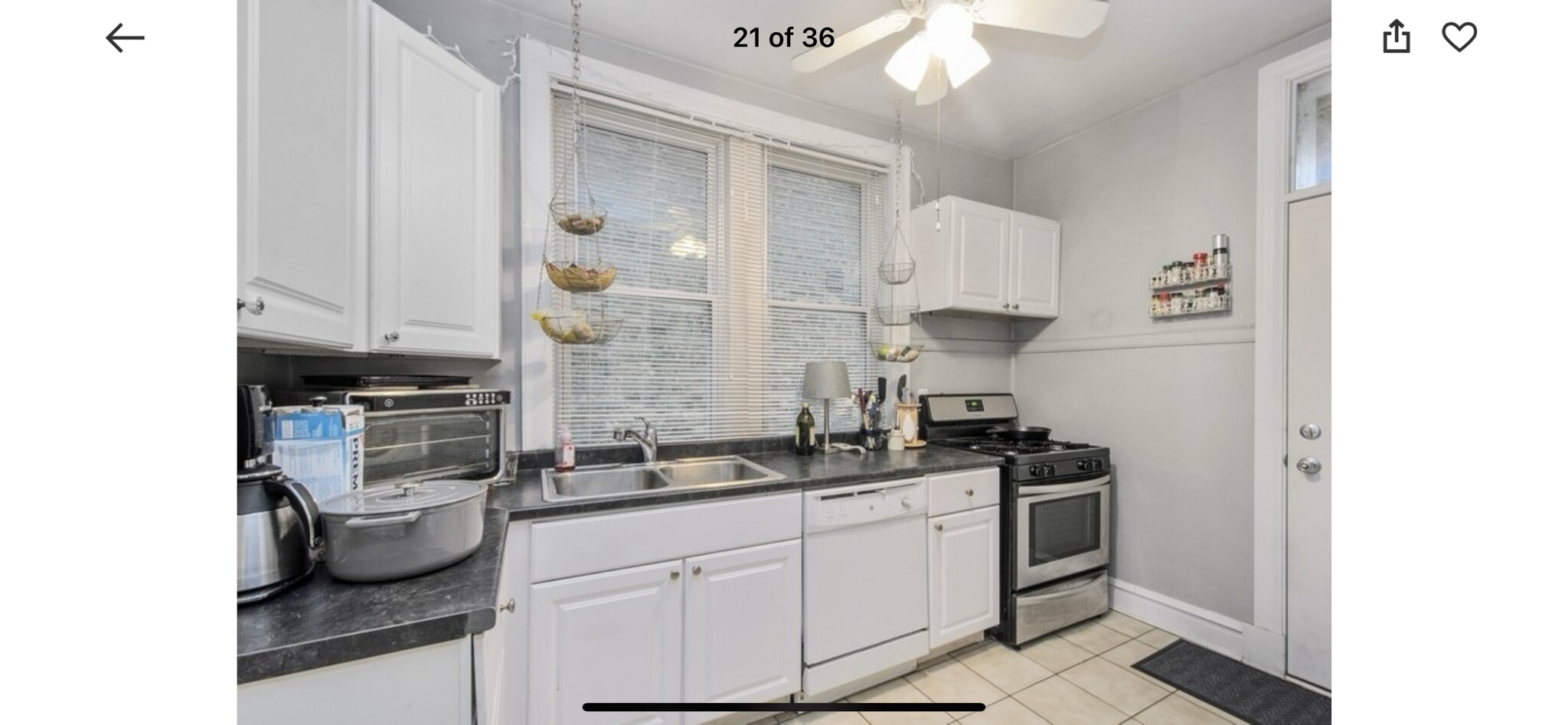 Building Photo - 1440 W Elmdale Ave