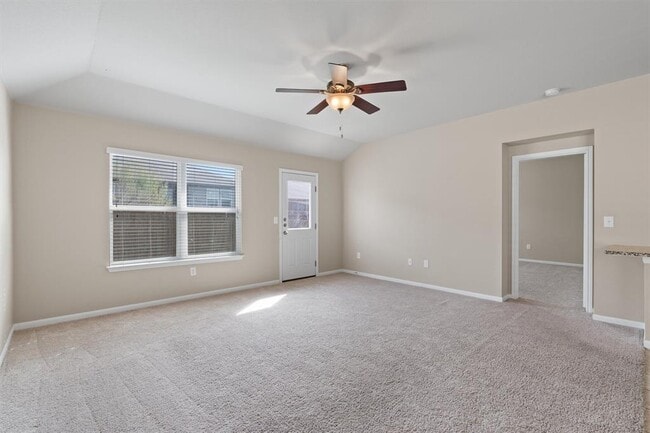 Building Photo - 5905 Montrelia Dr