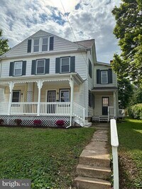 Building Photo - 134 N 3rd St