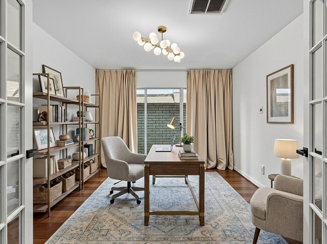 Building Photo - 1676 Beaconshire