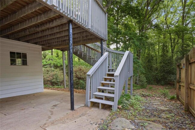 Building Photo - 3658 Chestnut Ridge Ct
