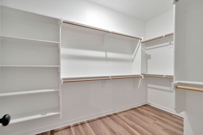Building Photo - Brand-New 4 Bedroom in Siloam Springs! 3-C...