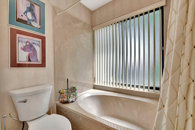 Building Photo - 5760 Piping Rock Dr