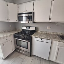 Building Photo - 3535 Rebecca Ln