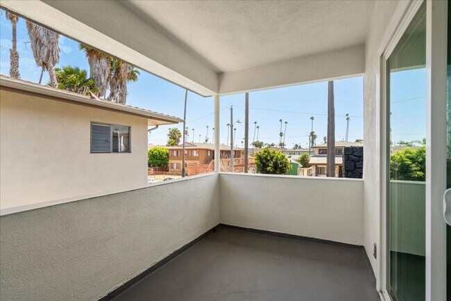 Building Photo - 317 E 97th St