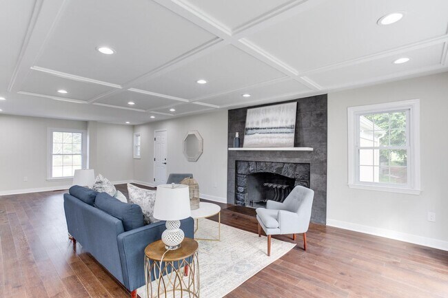 Building Photo - Fabulously Renovated 4 Bedroom, 3.5 Bathroom Home In Close in Potomac!!