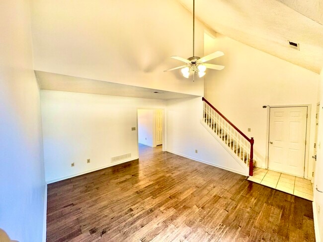 Building Photo - 2453 Prescott Ln