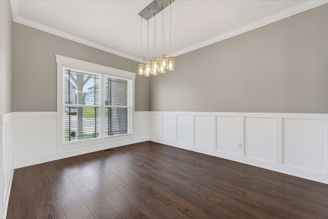 Building Photo - Piedmont Pl. - 325