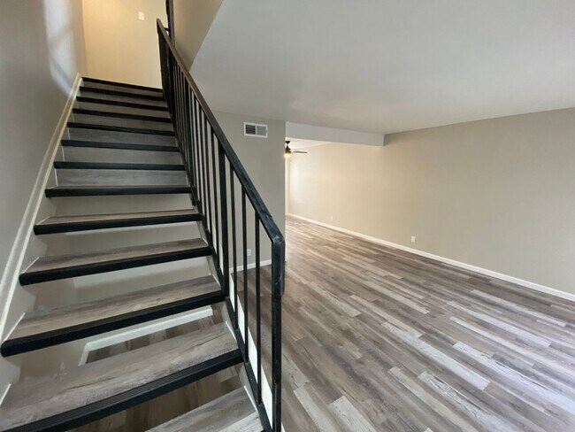 Interior Photo - Greenway Circle