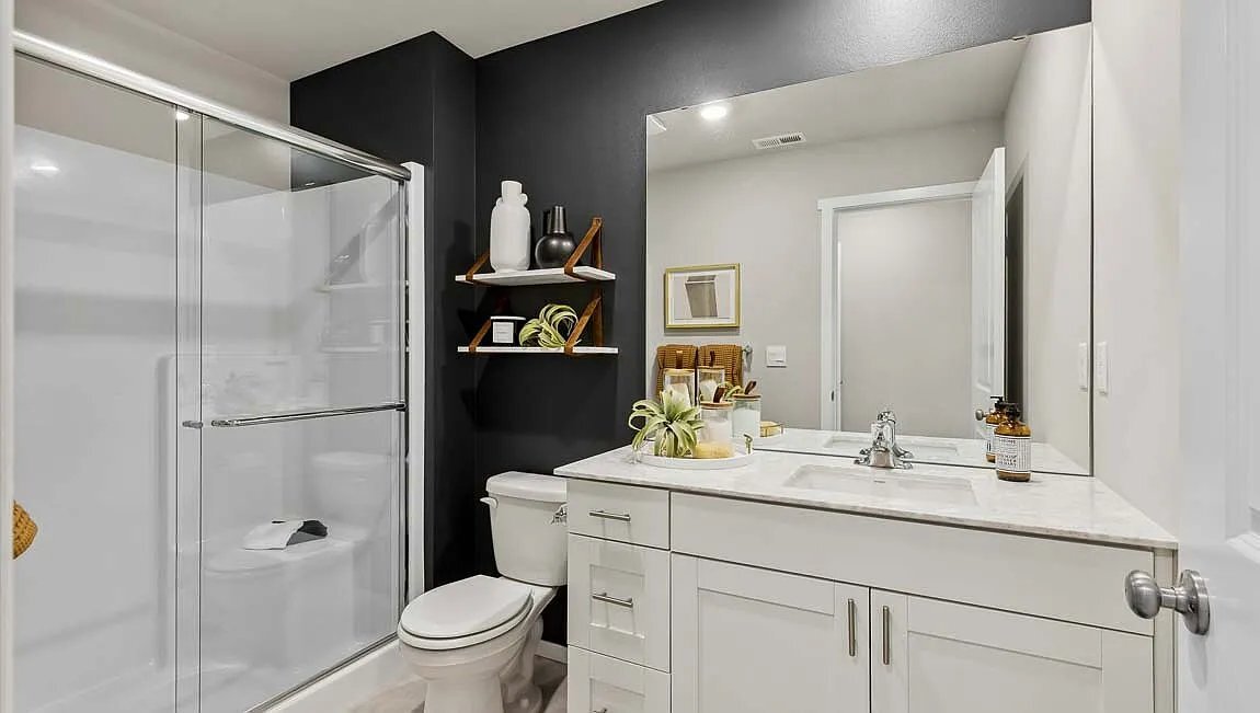 Building Photo - 2216 Trailside Dr NE