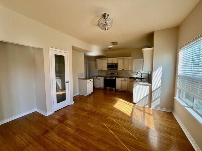 Building Photo - Conveniently Located to Randolph AFB, 4/2.5 ~ Large Backyard ~ Storage Shed ~ Move In Ready!