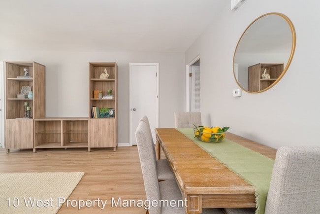 Building Photo - 34-46 S Kensington Ave